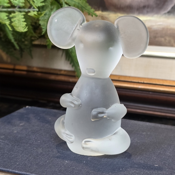 Vintage Frosted Glass Koala Bear / Mouse Figurine Lalique Style 3.5" Paperweight - Picture 3 of 11